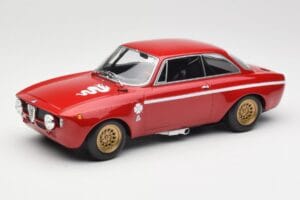 Alfa Romeo GTA 1300 Junior Punane Minichamps 1:18 155120020 Metall
