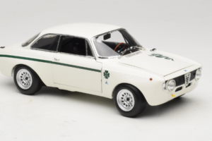 Alfa Romeo GTA 1300 Junior Valge Minichamps 1:18 100120501 Metall - pilt 6/8