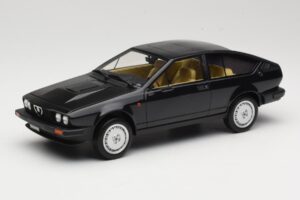 Alfa Romeo GTV6 2.5 Must Laudoracing-Models 1:18 LM110C Metall