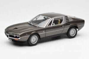 Alfa Romeo Montreal Pruun Metallik AUTOart 1:18 70173 Metall