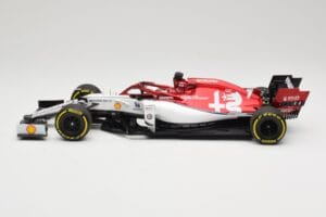 Alfa Romeo Racing C38 #7 K. Raikkonen F1 2019 Minichamps 1:18 110190007 Metall - pilt 3/6
