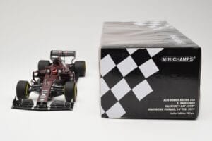 Alfa Romeo Racing C38 #7 K. Raikkonen Valentine's Day Livery Shakedown Fiorano 14th February 2019 Minichamps 1:18 110199907 M - pilt 6/6
