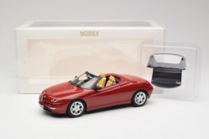 Alfa Romeo Spider 916 Proteo Red Metallic Norev 1:18 187854 Metall - pilt 6/6