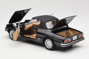 Alfa Romeo Spider 916 Veloce Must Ricko 1:18 32107 Metall - pilt 5/8