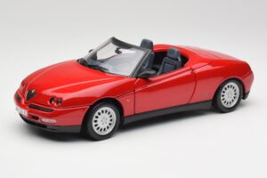 Alfa Romeo Spider 916 Alfa Punane Maisto 1:18 50278 Metall