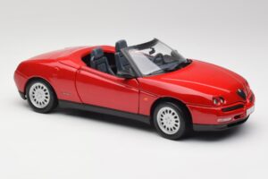 Alfa Romeo Spider 916 Alfa Punane Maisto 1:18 50278 Metall - pilt 6/8