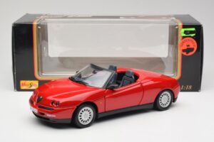 Alfa Romeo Spider 916 Alfa Punane Maisto 1:18 50278 Metall - pilt 8/8