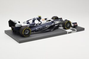 AlphaTauri AT03 #22 Y. Tsunoda Bahrain GP 2022 Minichamps 1:18 117220122 Metall - pilt 3/6