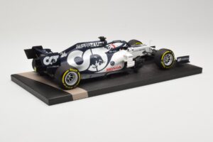 AlphaTauri Honda AT01 #26 D. Kvyat Italian GP 2020 Minichamps 1:18 117200826 Metall - pilt 3/6