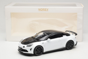 Alpine A110 R Pearl White Norev 1:18 185433 Metall - pilt 6/6
