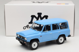 ARO 244 D Sinine Aurora Models 1:18 TH180-01 Metall - pilt 6/6