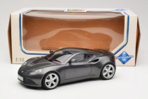 Artega GT Grey Metallic Revell 1:18 09024 Metall - pilt 8/8