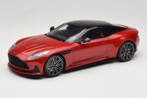 Aston Martin DB12 Hyper Red GT Spirit 1:18 GT936 Vaik