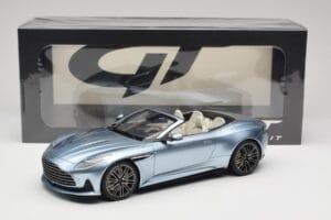 Aston Martin DB12 Volante Caribbean Blue Pearl GT Spirit 1:18 GT479 Vaik - pilt 6/6