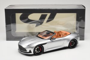 Aston Martin DB12 Volante Hõbedane GT Spirit 1:18 GT945 Vaik - pilt 6/6