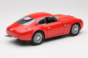 Aston Martin DB4 GT Zagato Punane Road Signature 1:18 92728 Metall - pilt 3/8