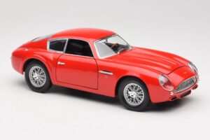 Aston Martin DB4 GT Zagato Punane Road Signature 1:18 92728 Metall - pilt 6/8