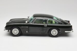Aston Martin DB5 California Salveiroheline Chrono 1:18 H1001 Metall - pilt 4/8