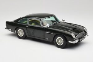 Aston Martin DB5 California Salveiroheline Chrono 1:18 H1001 Metall - pilt 6/8