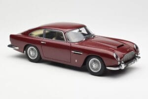 Aston Martin DB5 Dubonnet Punane AUTOart 1:18 70213 Metall - pilt 6/8