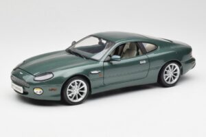 Aston Martin DB7 Vantage Roheline Maisto 1:18 36880 Metall