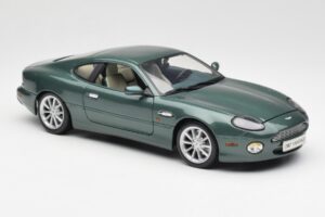 Aston Martin DB7 Vantage Roheline Maisto 1:18 36880 Metall - pilt 6/8