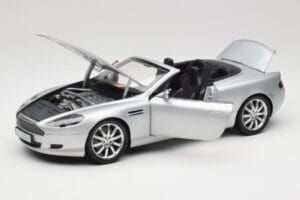Aston Martin DB9 Volante Hõbedane Minichamps 1:18 150137334 Metall - pilt 2/8