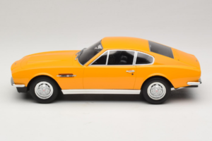 Aston Martin DBS Kollane GT Spirit 1:18 GT079 Vaik - pilt 3/6