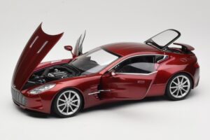 Aston Martin One-77 Diavolo Red AUTOart 1:18 70245 Metall - pilt 2/8