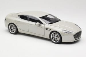 Aston Martin Rapide S Silver Fox AUTOart 1:18 70258 Metall - pilt 6/8