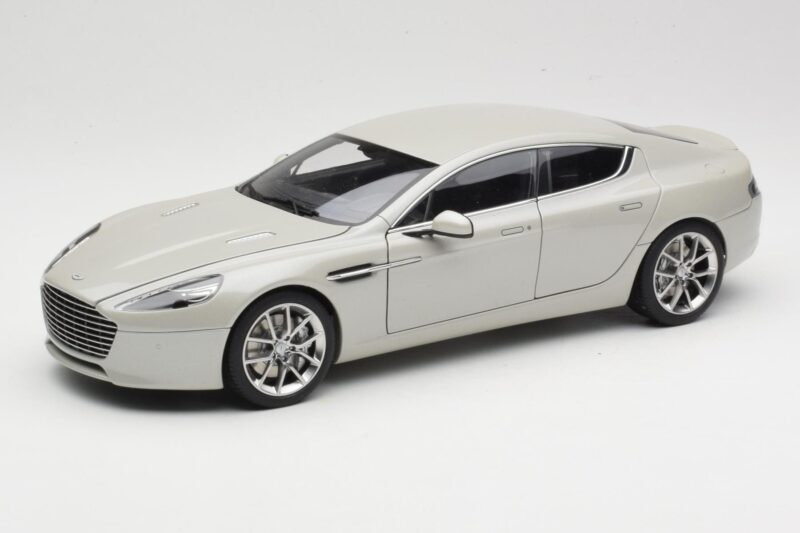 Aston Martin Rapide S Silver Fox AUTOart 1:18 70258 Metall