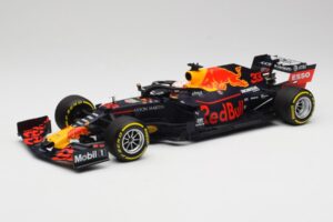 Aston Martin Red Bull Racing RB15 #33 M. Verstappen Winner Brazil GP 2019 Minichamps 1:18 110191933 Metall