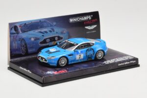 Aston Martin V12 Vantage #7 U. Bez / Porritt / R. Meaden / Mathai 24 Hours Nurburgring 2009 Minichamps 1:43 437091307 Metall - pilt 2/4