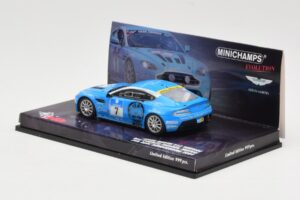 Aston Martin V12 Vantage #7 U. Bez / Porritt / R. Meaden / Mathai 24 Hours Nurburgring 2009 Minichamps 1:43 437091307 Metall - pilt 3/4