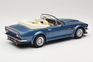 Aston Martin V8 Volante Sinine GT Spirit 1:18 GT128 Vaik - pilt 2/6