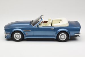 Aston Martin V8 Volante Sinine GT Spirit 1:18 GT128 Vaik - pilt 3/6