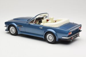 Aston Martin V8 Volante Sinine GT Spirit 1:18 GT128 Vaik - pilt 5/6