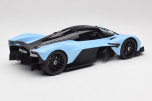 Aston Martin Valkyrie Racing Sinine GT Spirit 1:18 GT915 Vaik - pilt 2/6