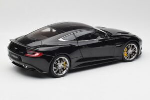 Aston Martin Vanquish Onyx Must AUTOart 1:18 70247 Metall - pilt 3/8