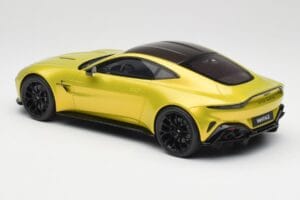 Aston Martin Vantage Cosmopolitan Yellow GT Spirit 1:18 GT514 Vaik - pilt 5/6