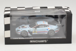 Aston Martin Vantage V12 GT3 #32 J. Stuck ADAC GT Masters 2012 Minichamps 1:43 437121332 Metall - pilt 5/5