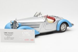 Audi 225 Front Roadster Sinine Hõbe CMC 1:18 M-075B Metall