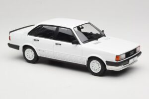 Audi 80 B2 GTE Valge MCG 1:18 MCG18527 Metall - pilt 4/6
