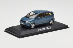 Audi A2 Blue Metallic Minichamps 1:43 20022200748005 Metall - pilt 2/4