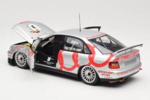 Audi A4 B5 #3 F. Biela DTM World Champion 1995 UT Models 1:18 39542 Metall - pilt 5/8