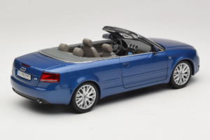Audi A4 B6 Kabriolett Sinine Norev 1:18 5010504325 Metall - pilt 3/9