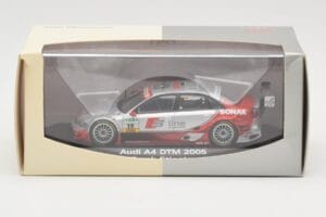 Audi A4 B6 #19 Sonax F. Stippler Joest Racing DTM 2005 Minichamps 1:43 5020500803 Metall - pilt 4/4