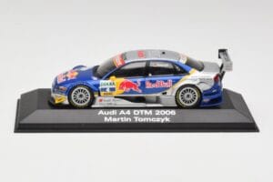 Audi A4 B7 #4 Red Bull M. Tomczyk DTM 2006 Minichamps 1:43 5020600303 Metall