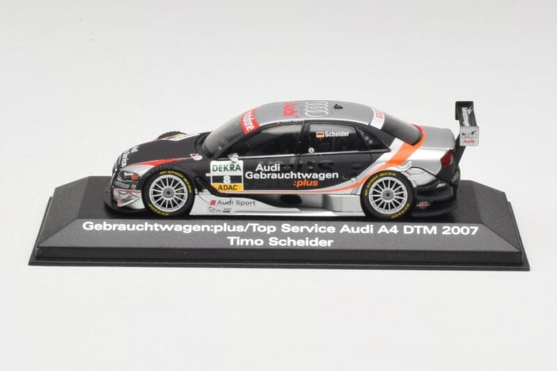 Audi A4 B7 #8 T. Scheider DTM 2007 Minichamps 1:43 5020700143 Metall