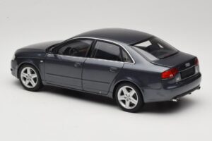 Audi A4 B7 Hall Metallik Minichamps 1:18 100014400 Metall - pilt 7/8